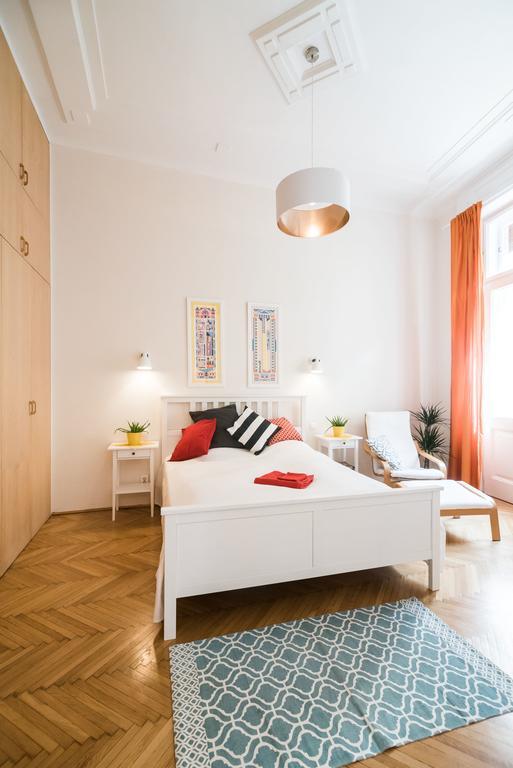 Anker Apartment At Deak Sq. Budapeszt Zewnętrze zdjęcie