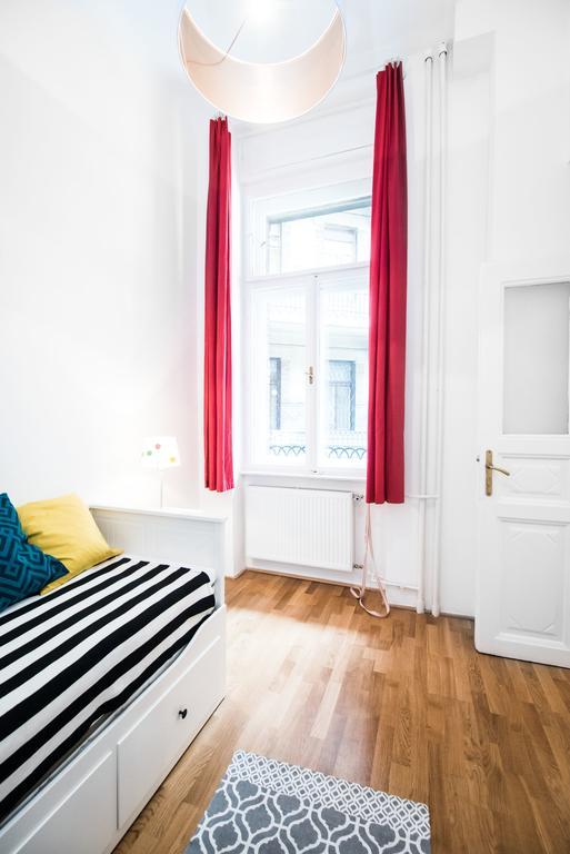 Anker Apartment At Deak Sq. Budapeszt Zewnętrze zdjęcie